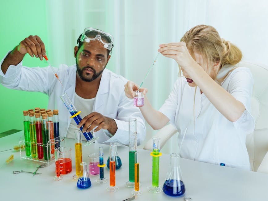 An image of researchers in a lab conducting experiments related to Alzheimer's disease